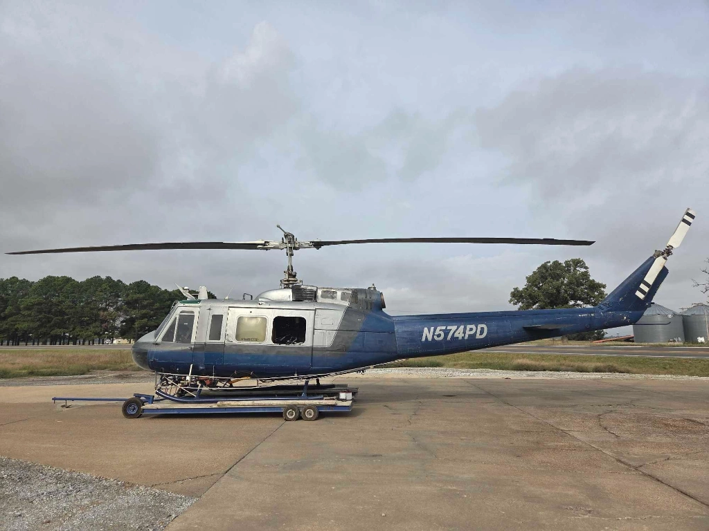 Header image 1 for ONLINE HELICOPTER AUCTION - J&R Flying Service & Bill Meeks